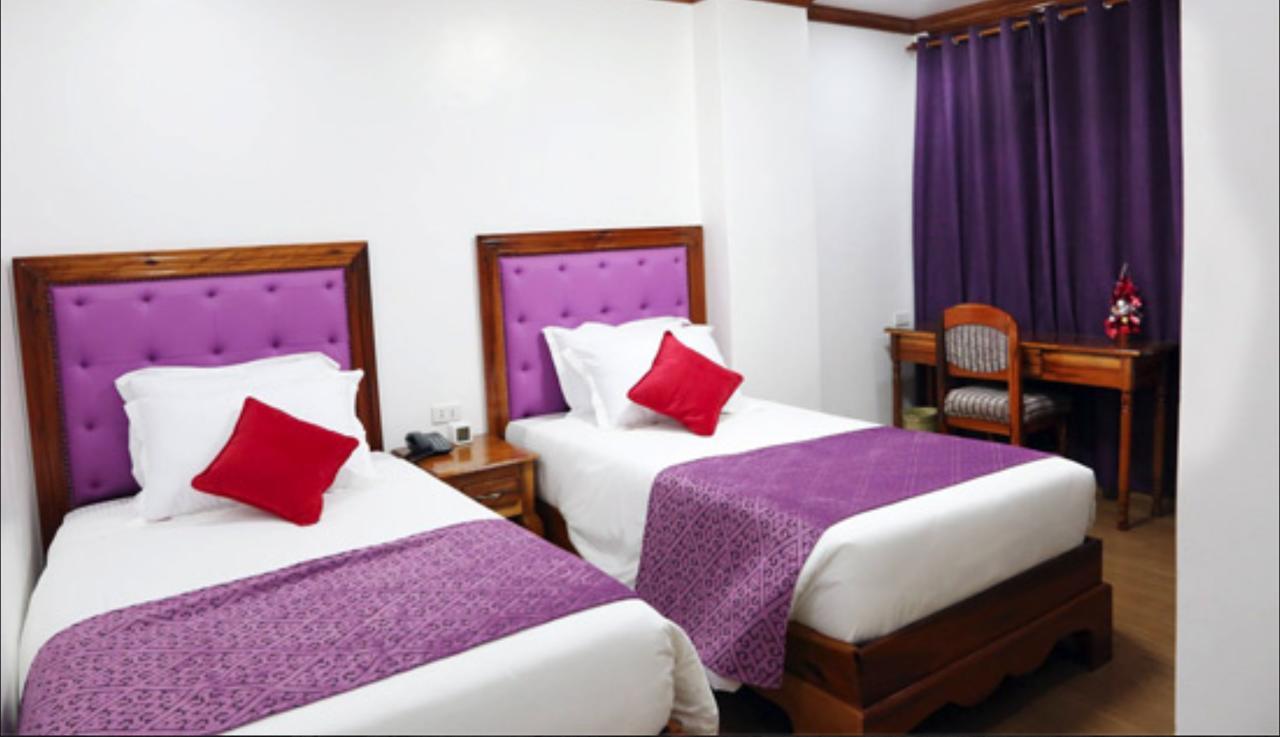 Cln Boutique Hotel تاكلوبان المظهر الخارجي الصورة